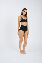 Carregar imagem para o visualizador da galeria, Laura Cotton Ostomy Panty - Pré-venda