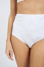 Carregar imagem para o visualizador da galeria, Laura Cotton Ostomy Panty - Pré-venda