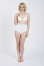 Bild in den Galerie-Viewer laden, Ostocare High Waist Baumwoll-Stoma-Slip mit Spitze - Vorverkauf