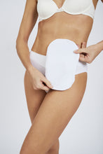 Carregar imagem para o visualizador da galeria, Adapt Expandable Ostomy Pouch Cover - Pré-venda