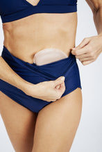 Carregar imagem para o visualizador da galeria, Ostomy High Waist Bikini Bottoms Victoria - Pré-venda