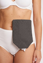 Cargar imagen en el visor de la galería, Funda Bolsa Ostomía Apertura Fácil Algodón -  Negro con lunares blancos