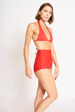 Cargar imagen en el visor de la galería, Braguita Bikini Ostomía Cintura Alta - Rojo